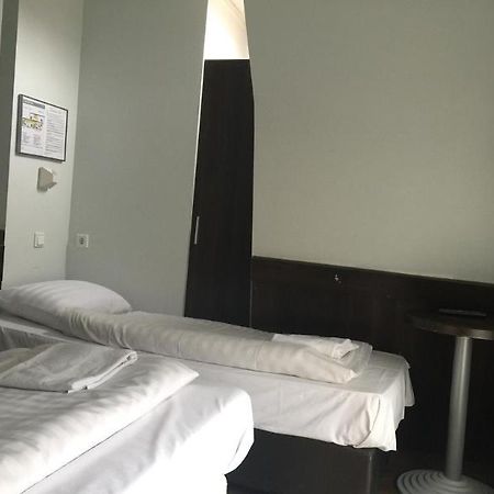 Hotel Damrak Амстердам Екстериор снимка