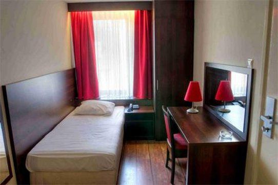 Hotel Damrak Амстердам Стая снимка