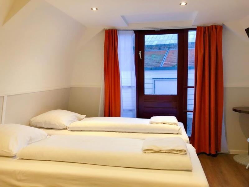 Hotel Damrak Амстердам Екстериор снимка